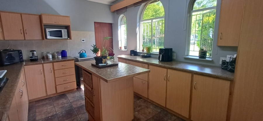 5 Bedroom Property for Sale in Morelig Free State
